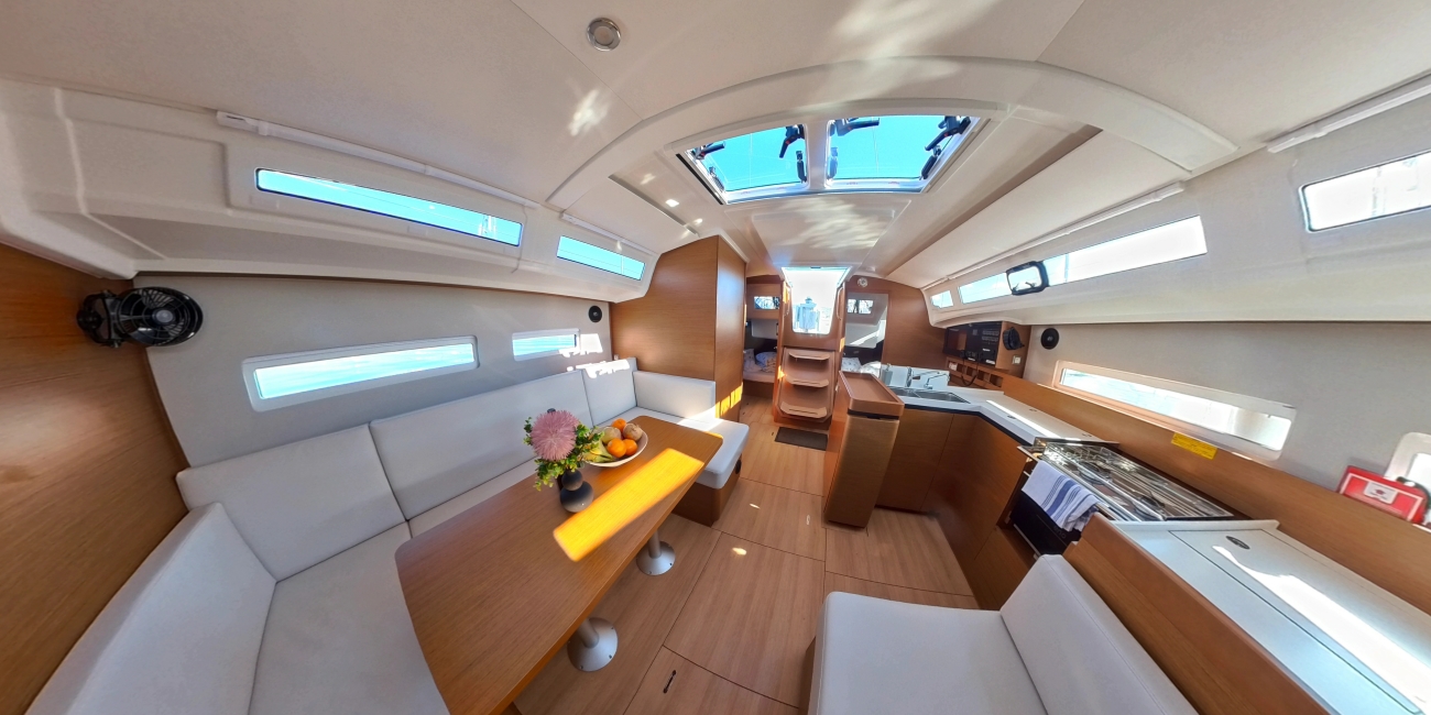 Kingfisher, Jeanneau Sun Odyssey 410