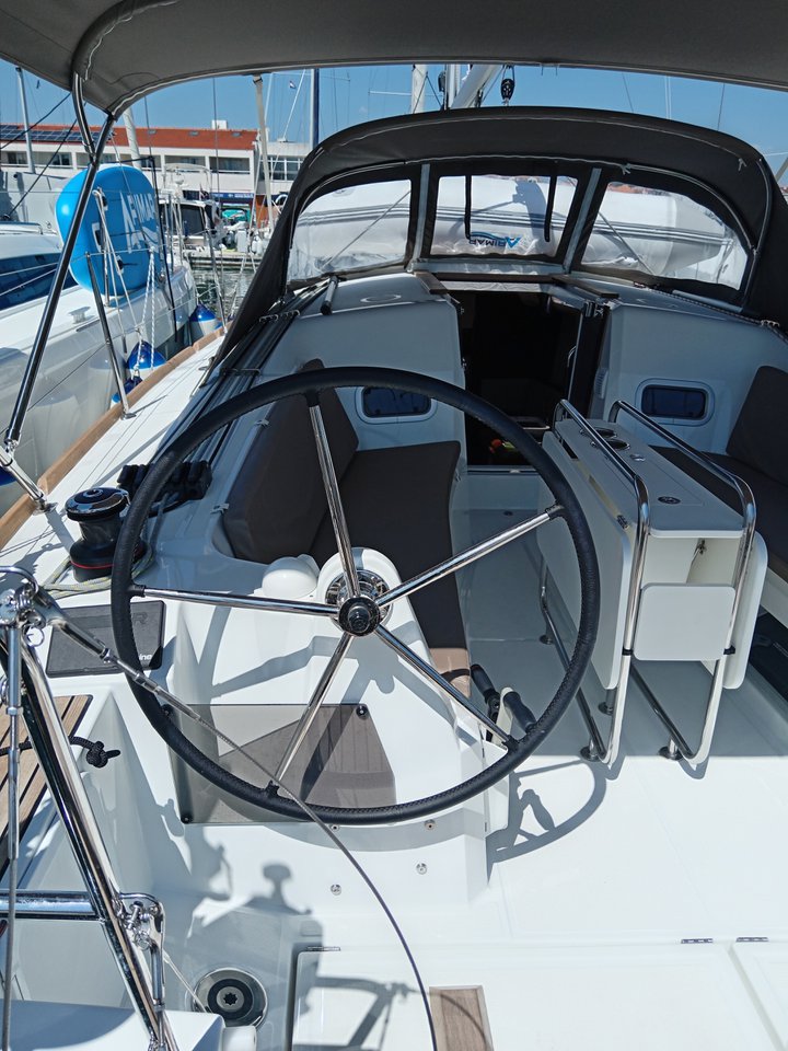 Novara, Jeanneau Sun Odyssey 349, photo 3