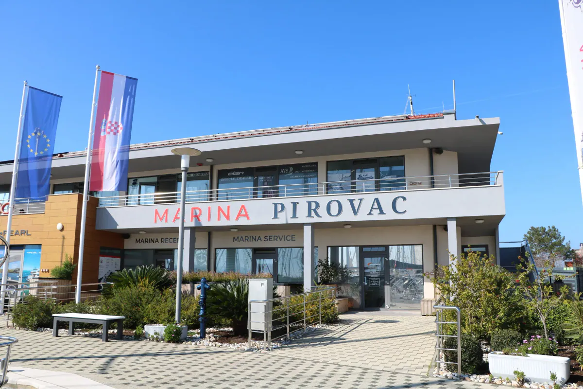 Marina Pirovac, home of our base