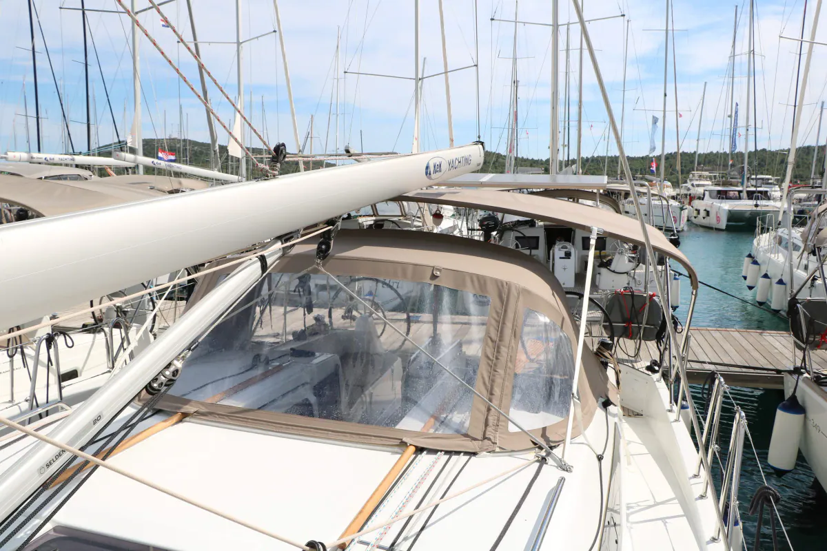 Kavinton, Jeanneau Sun Odyssey 380, photo 3